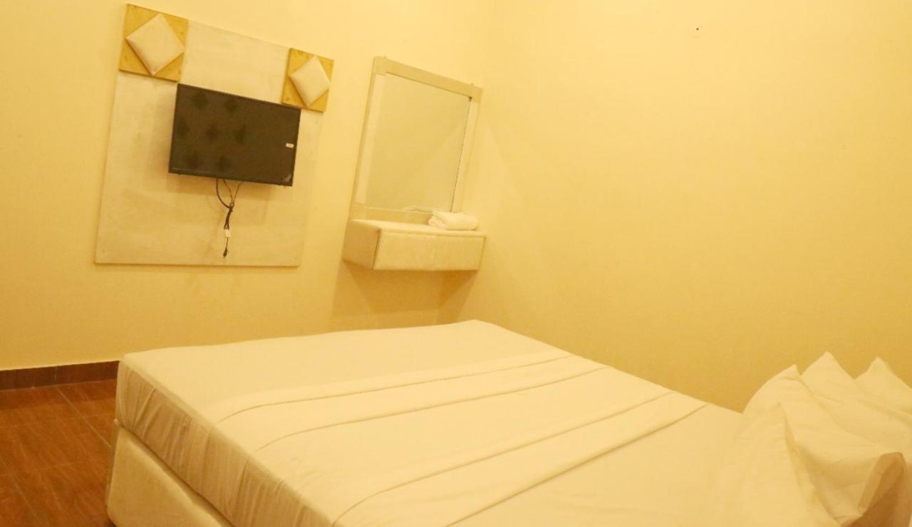 Hotel De Smart Multan Eksteriør billede