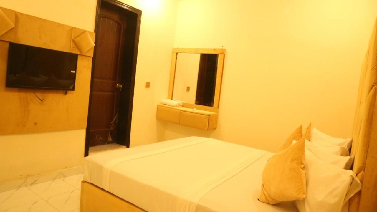 Hotel De Smart Multan Eksteriør billede