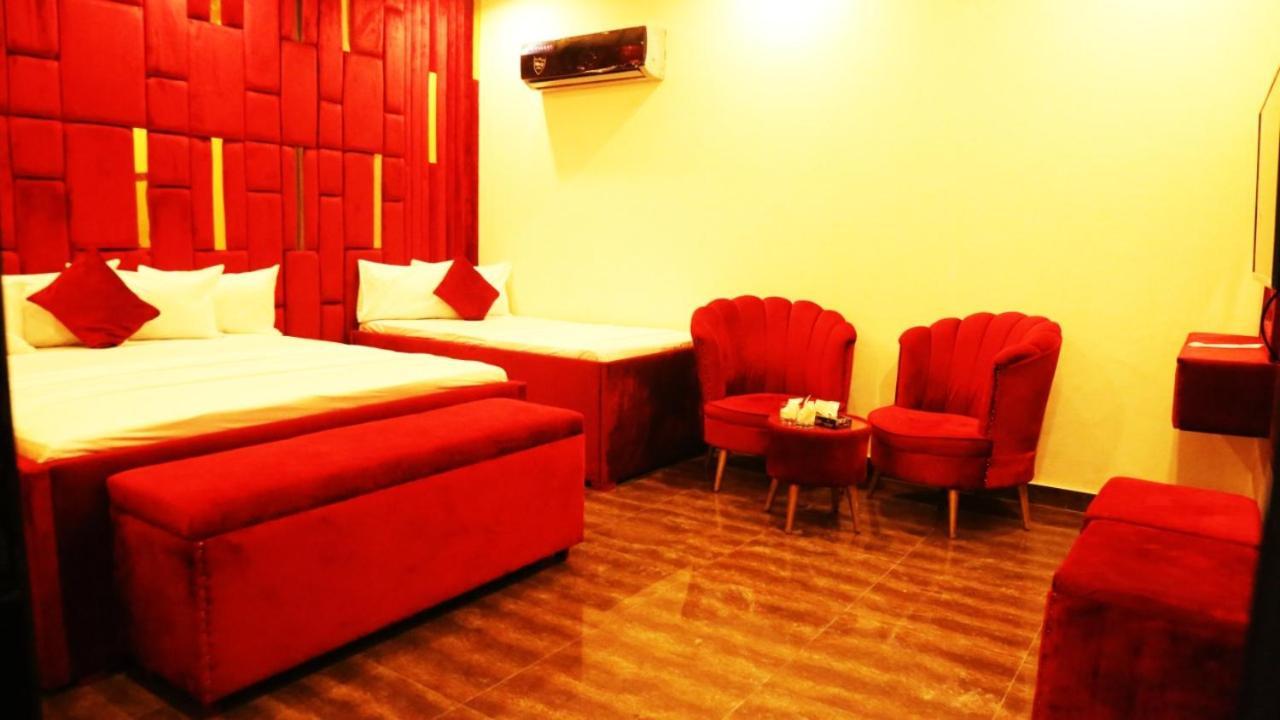 Hotel De Smart Multan Eksteriør billede
